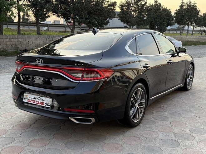 Hyundai Grandeur-4