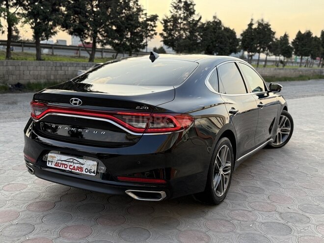 Hyundai Grandeur-6