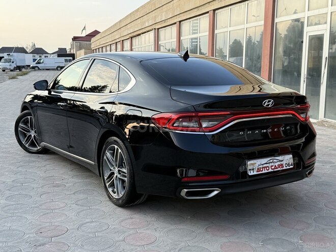 Hyundai Grandeur-11