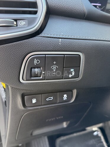 Hyundai Grandeur-18