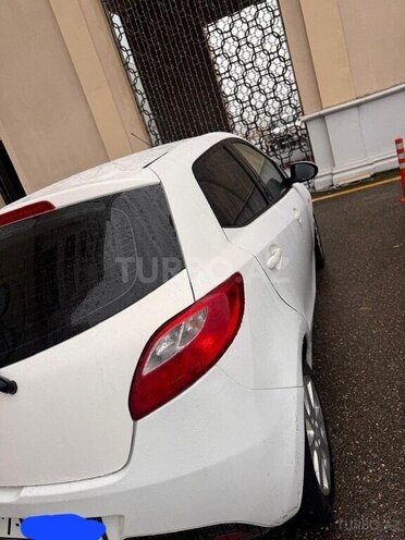 Mazda 2-14