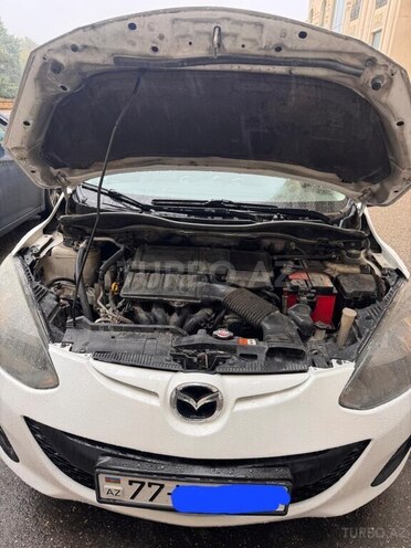 Mazda 2-15
