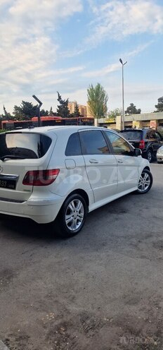 Mercedes B 200 2010, 214,000 km - 2.0 л - Sumqayıt