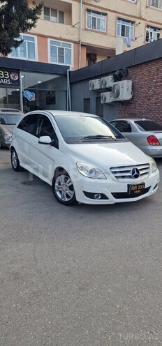 Mercedes B 200 2010, 214,000 km - 2.0 л - Sumqayıt