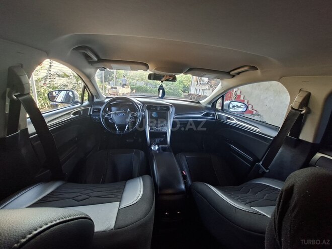Ford Fusion (North America)-3