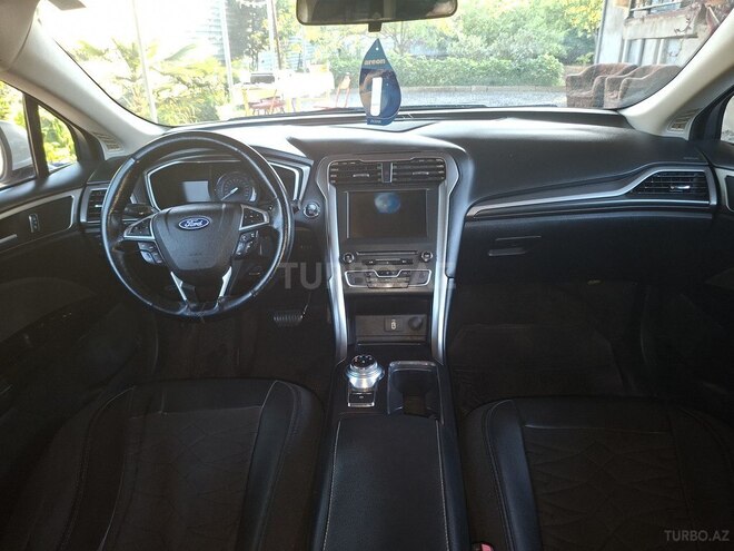 Ford Fusion (North America)-15