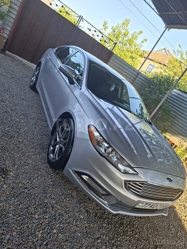 Ford Fusion (North America)-18