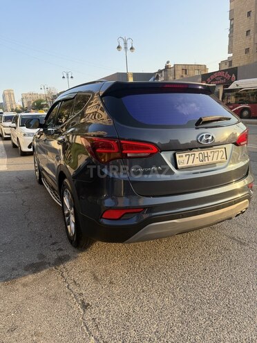 Hyundai Santa Fe-5