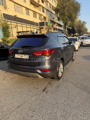 Hyundai Santa Fe-6