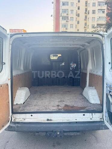 Ford Transit-5