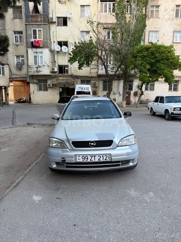 Opel Astra-1