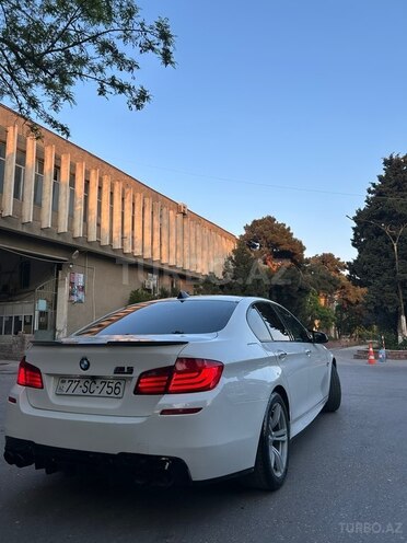 BMW 528-8
