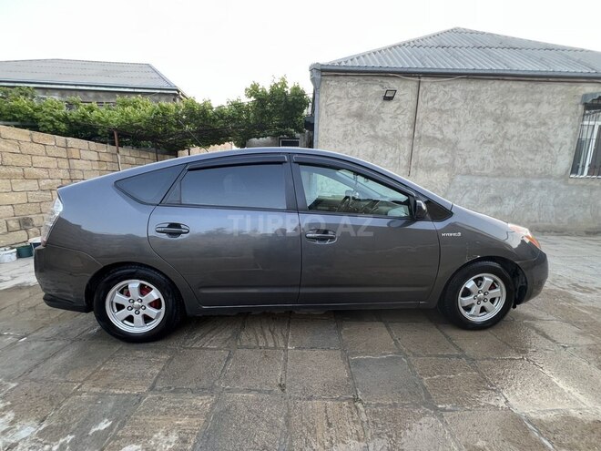 Toyota Prius-15