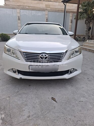 Toyota Camry-1