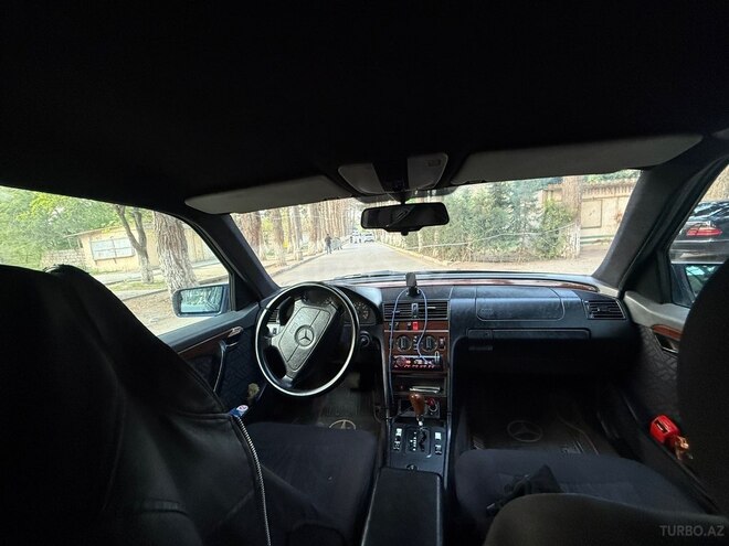 Mercedes C 200-9