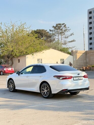 Toyota Camry-4