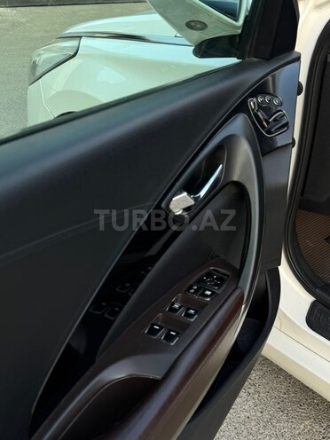 Hyundai Azera-7