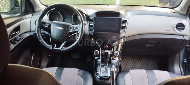 Chevrolet Cruze-8