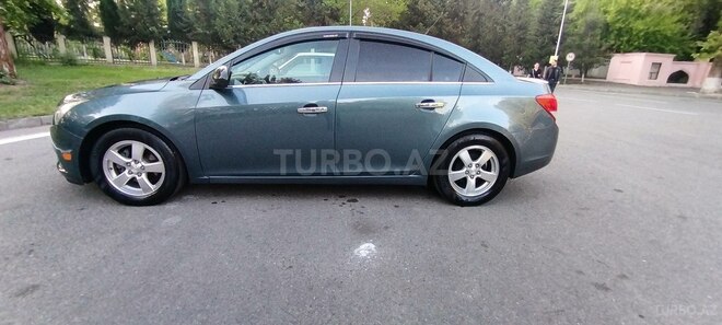Chevrolet Cruze-5