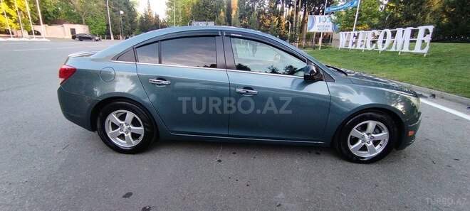 Chevrolet Cruze-4