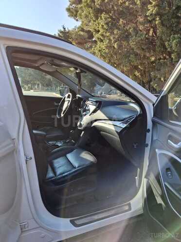Hyundai Santa Fe-8
