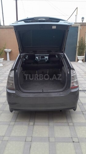 Toyota Prius-10