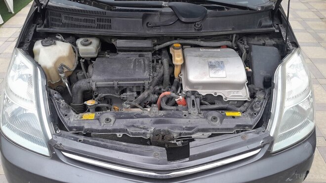 Toyota Prius-9
