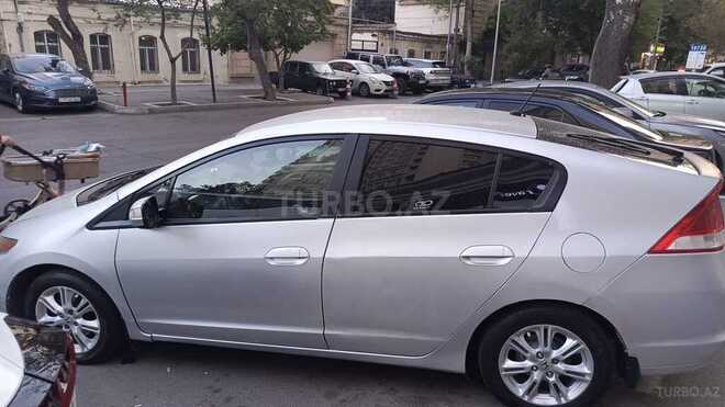 Honda Insight-5