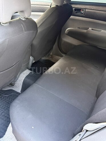 Toyota Prius-9