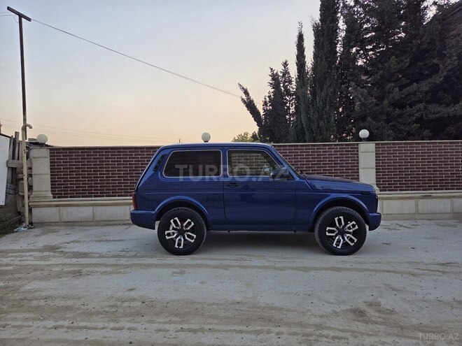 LADA (VAZ) Niva-7