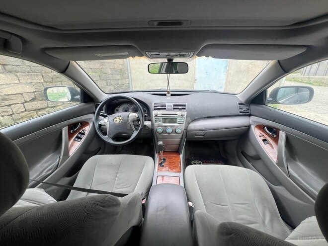 Toyota Camry-4
