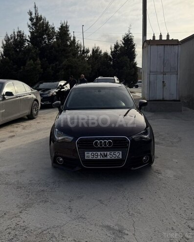 Audi A1-1