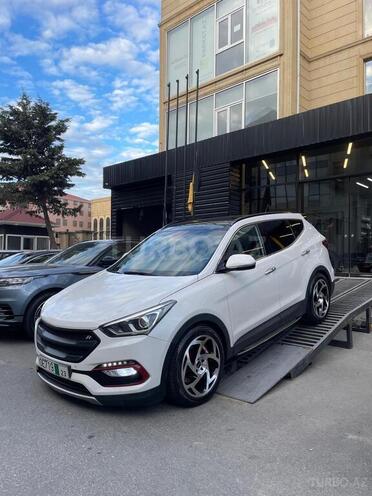 Hyundai Santa Fe-1