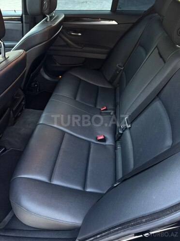 BMW 528-9
