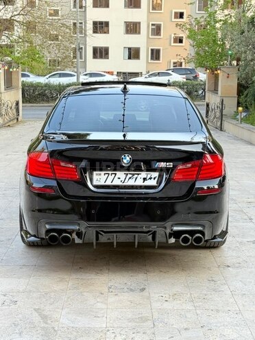 BMW 528-7