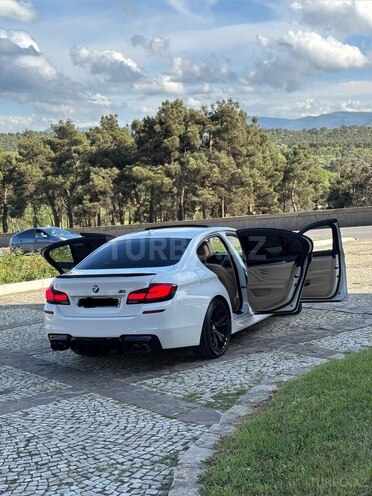 BMW 528-4