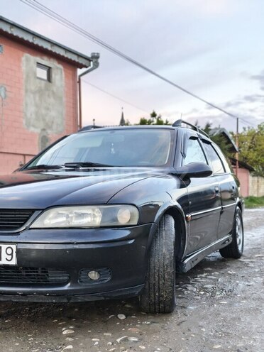 Opel Vectra-7
