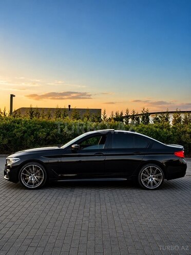 BMW 530e-3