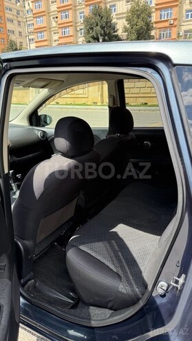 Nissan Note-7