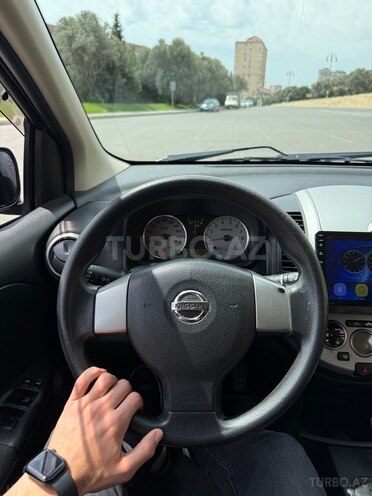 Nissan Note-5