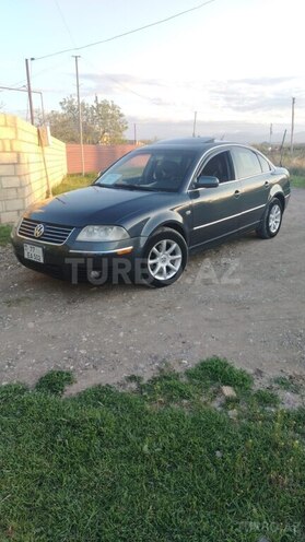 Volkswagen Passat-2