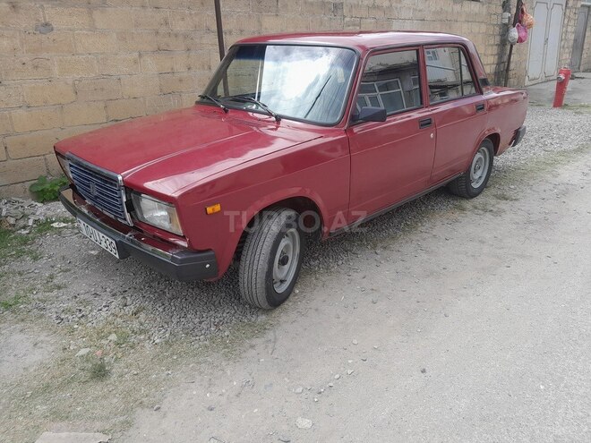 LADA (VAZ) 2107-2