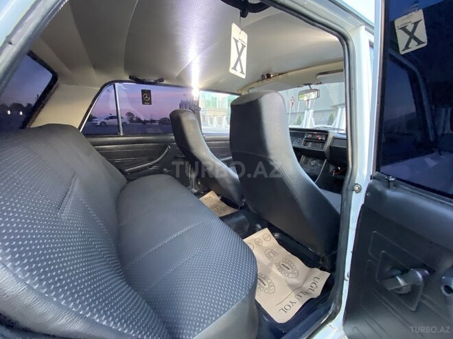 LADA (VAZ) 2107-8