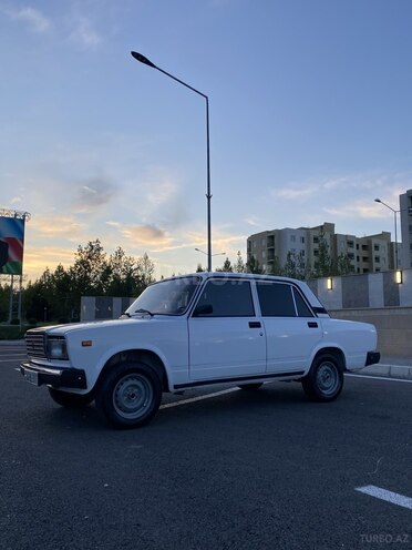 LADA (VAZ) 2107-5