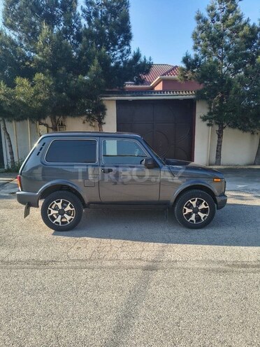 LADA (VAZ) Niva-10