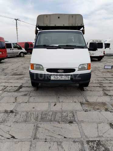 Ford Transit-1