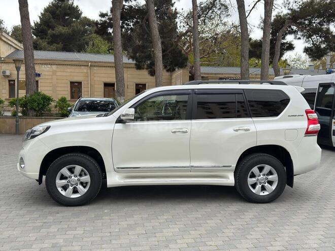 Toyota Land Cruiser Prado-13