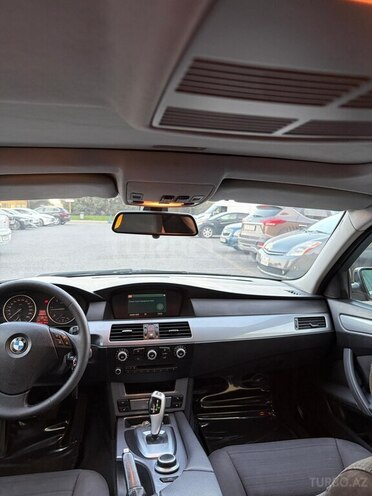 BMW 520-13