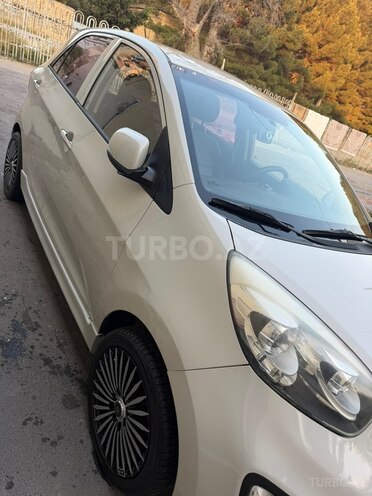 Kia Picanto-2