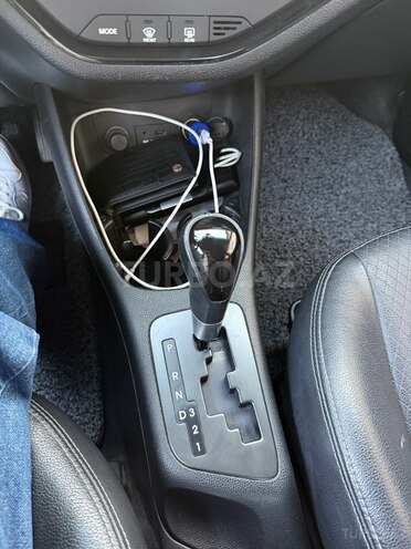 Kia Picanto-14